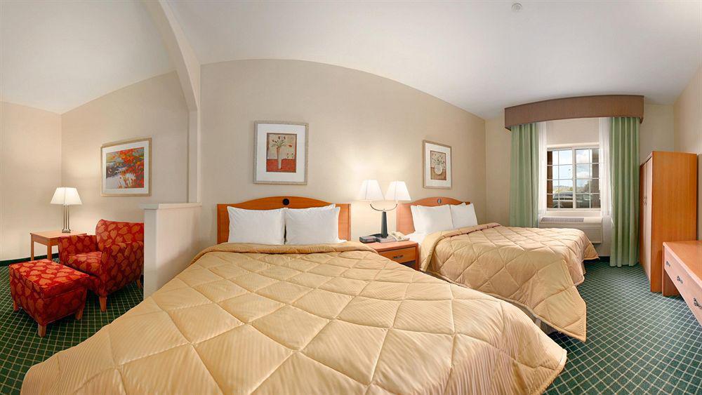 Comfort Inn & Suites Oakland Airport 외부 사진