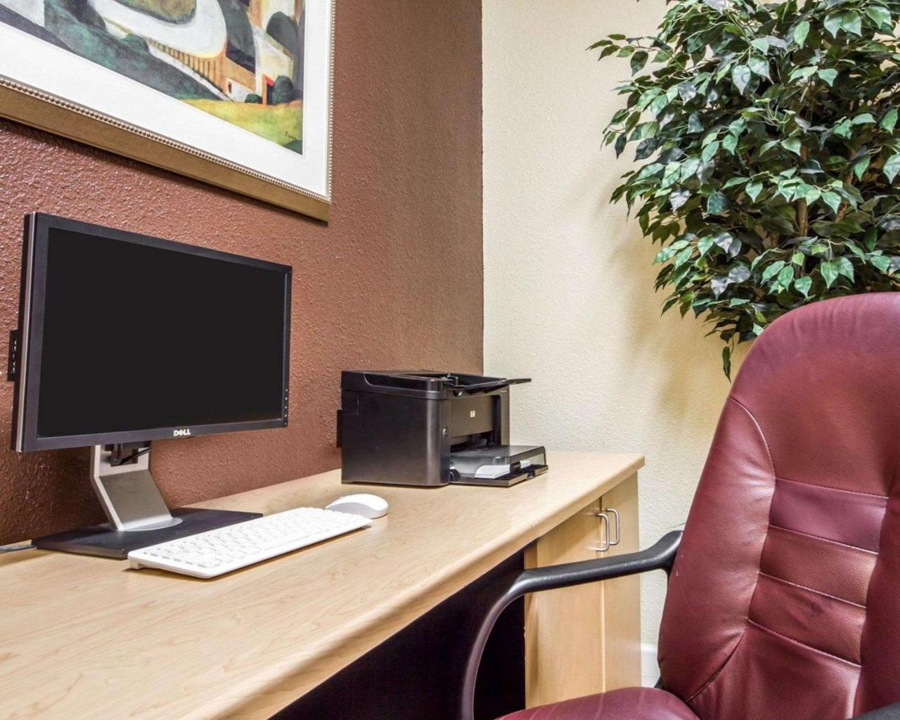 Comfort Inn & Suites Oakland Airport 외부 사진