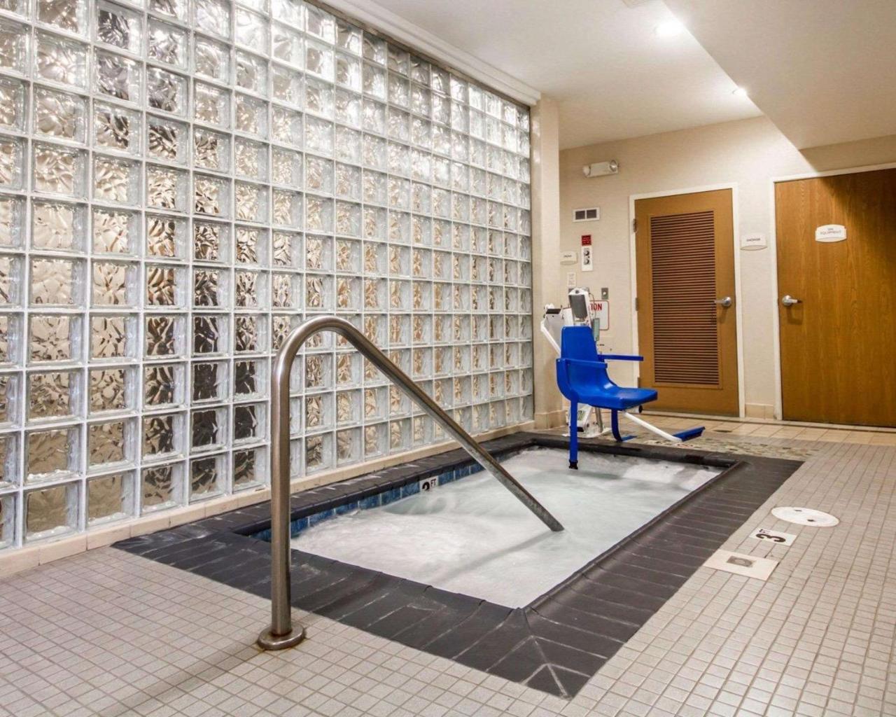 Comfort Inn & Suites Oakland Airport 외부 사진